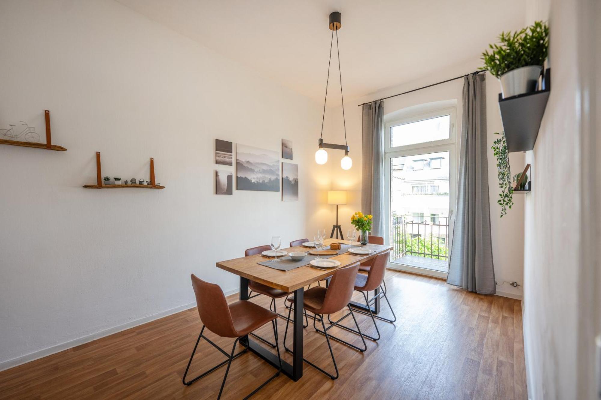 Suedstadt-Oase 1 Komfort Mit 2 Sz Und Balkon Koblenz  Exterior photo